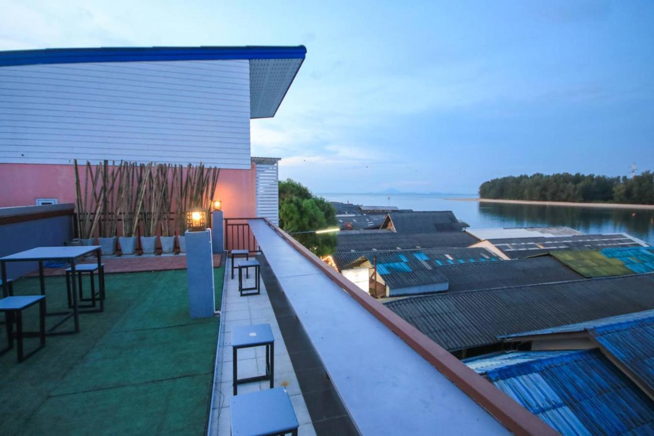 Lanta Chaolay Hostel Ko Lanta Buitenkant foto
