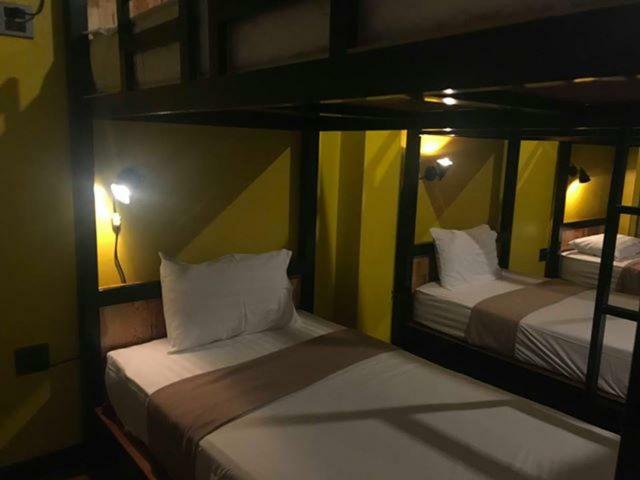 Lanta Chaolay Hostel Ko Lanta Buitenkant foto