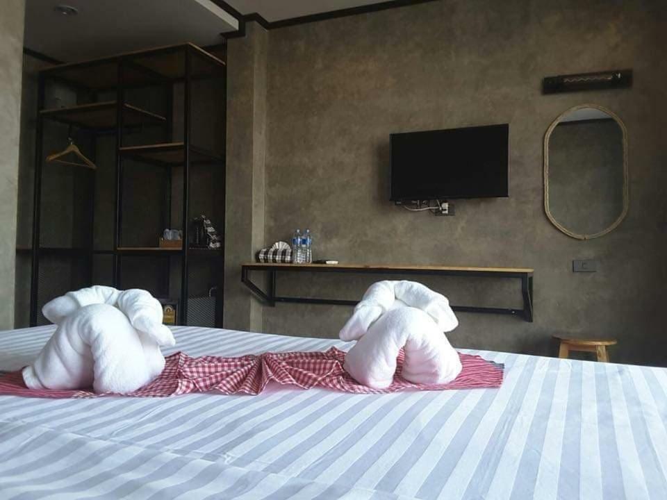 Lanta Chaolay Hostel Ko Lanta Buitenkant foto